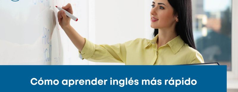 Alumno aprendiendo inglés de forma práctica con profesor en IML Granada